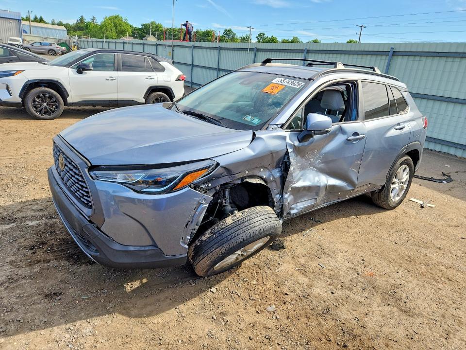 2022 Toyota Corolla cross VIN 7MUCAABG7NV030360 COPART salvage auction — FRONT END, Pa - Certificate Of Salvage, sold $6,200 on 2026-07-31 (photo 1)