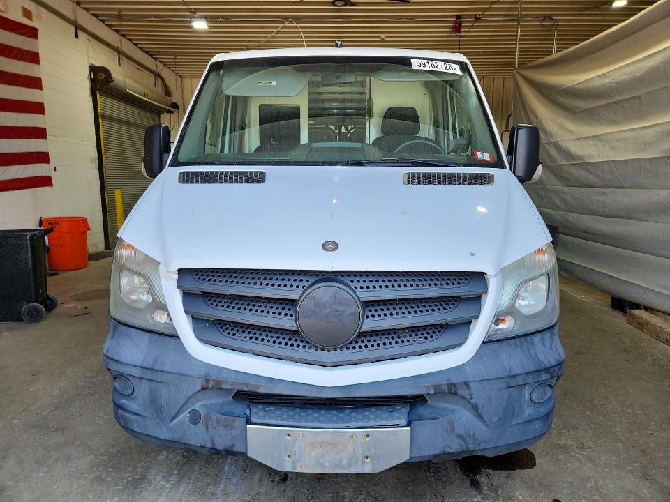 2015 Mercedes-benz Sprinter VIN WD3PE7DC5F5950941 COPART salvage auction — MECHANICAL, Nh - Certificate Of Title, sold $775 on 2026-07-23 (photo 5)