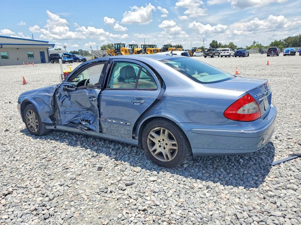 2007 Mercedes-benz E-klasse VIN WDBUF22X37B091400 COPART salvage auction — SIDE, Fl - Cert Of Title Slvg Rebuildable, sold $525 on 2026-07-10 (photo 2)