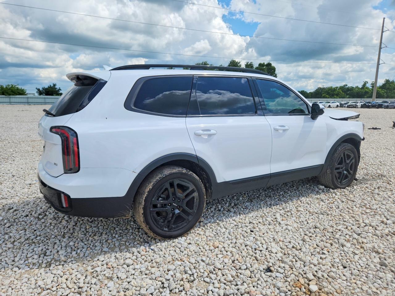 2024 Kia Telluride VIN 5XYP5DGC4RG543818 COPART salvage auction — Front End, TX - SALVAGE VEHICLE TITLE, sold $13,900 on 2026-07-09 (photo 3)
