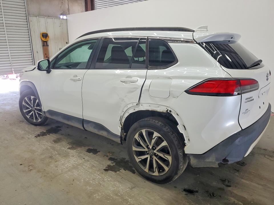 2022 Toyota Corolla cross VIN 7MUEAABG0NV042889 COPART salvage auction — FRONT END, SC - CERTIFICATE OF TITLE, sold $7,200 on 2026-07-14 (photo 2)