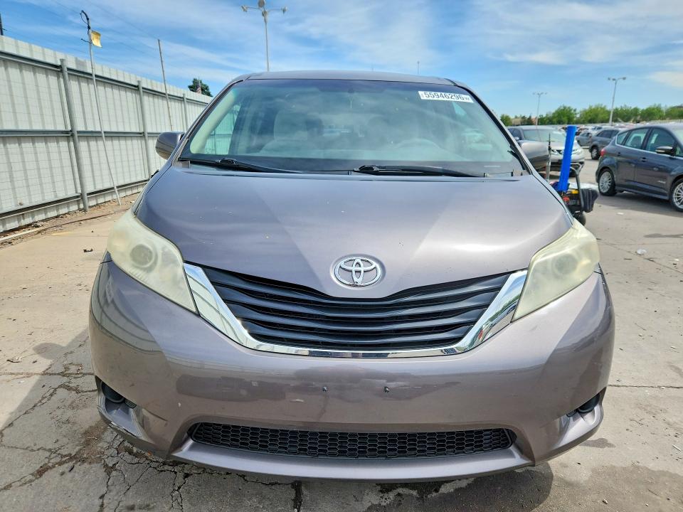 2011 Toyota Sienna VIN 5TDKK3DC0BS037624 COPART salvage auction — SIDE, Co - Certificate Of Title, sold $2,000 on 2026-07-08 (photo 5)