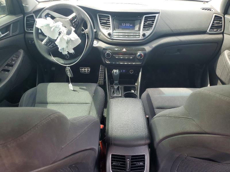 2017 Hyundai Tucson VIN KM8J33A26HU549439 COPART salvage auction — FRONT END, Tx - Salvage Vehicle Title, sold $90 on 2026-07-28 (photo 8)