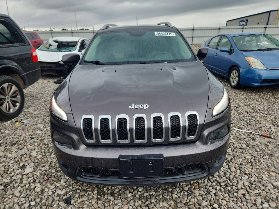 2016 Jeep Cherokee VIN 1C4PJLCB8GW136586 COPART salvage auction — HAIL, Wv - Salvage Certificate, sold $1,050 on 2026-07-22 (photo 5)