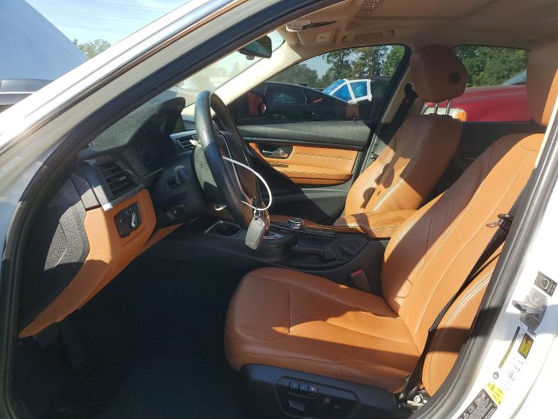 2015 BMW 3er VIN WBA3B3G51FNT19684 COPART salvage auction — FRONT END, Md - Cert Of Salvage > 75% Damage, sold $4,150 on 2026-08-09 (photo 7)