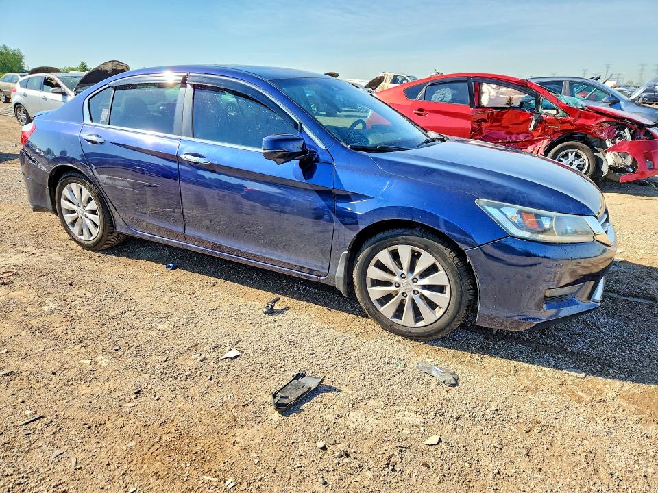 2015 Honda Accord VIN 1HGCR2F89FA042053 COPART salvage auction — REAR END, Il - Salvage Certificate, sold $2,750 on 2026-07-09 (photo 4)