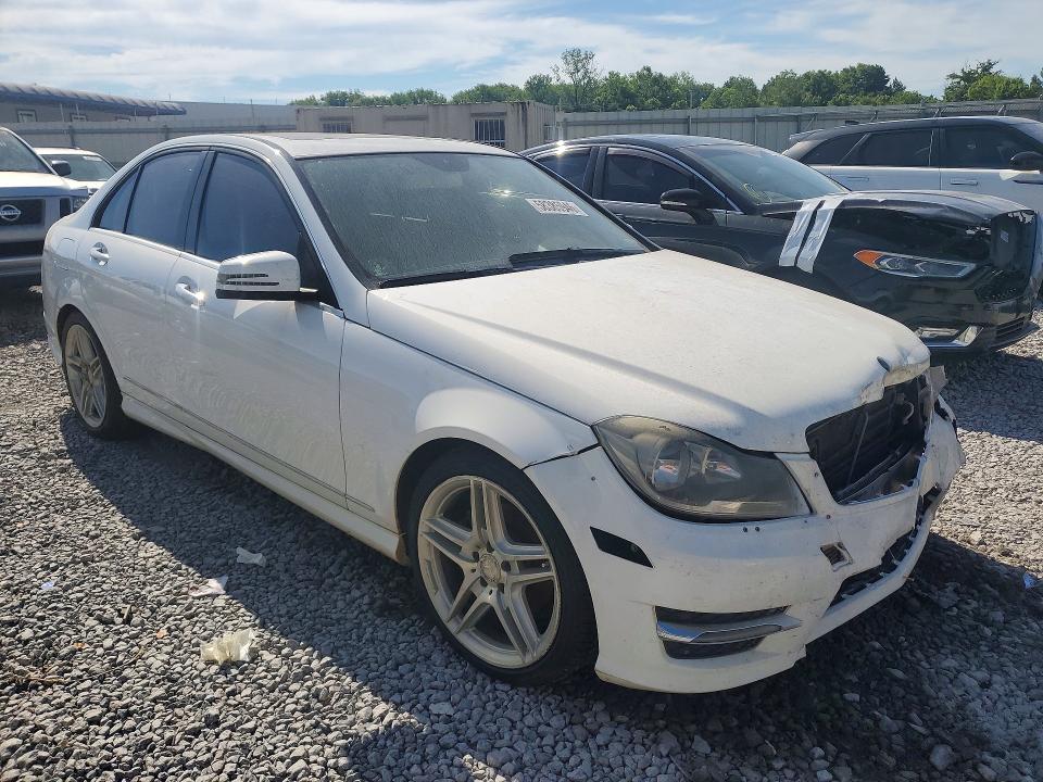 2014 Mercedes-benz C-klasse VIN WDDGF4HB4ER305701 COPART salvage auction — FRONT END, Al - Certificate Of Title, sold $325 on 2026-07-28 (photo 4)