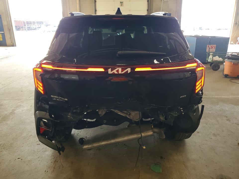 2024 Kia Seltos VIN KNDETCA70R7606963 COPART salvage auction — REAR END, Mn - Certificate Of Title, sold $225 on 2026-07-28 (photo 6)