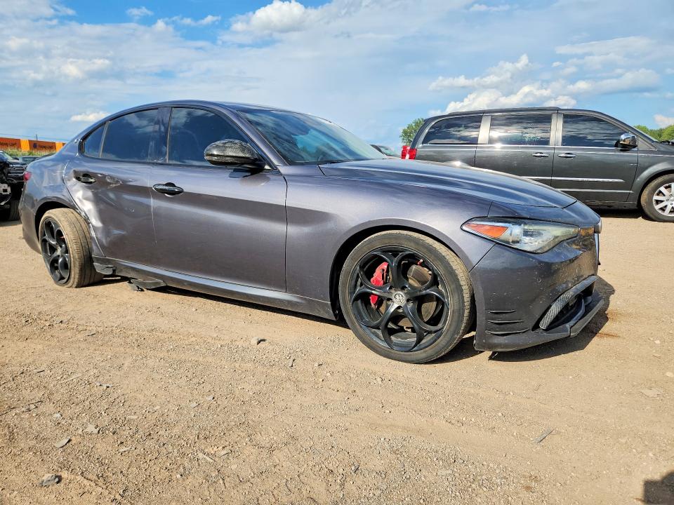 2017 Alfa romeo Giulia VIN ZARFAEEN0H7541714 COPART salvage auction — SIDE, Oh - Cert Of Title-Salvage, sold $775 on 2026-07-30 (photo 4)