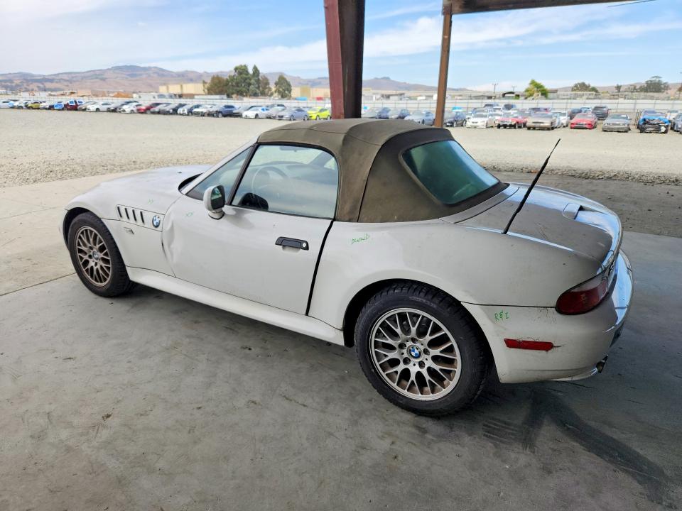 2001 BMW VIN WBACN33461LM02911 COPART salvage auction — FRONT END, CA - SALVAGE CERTIFICATE, sold $1,500 on 2026-07-13 (photo 2)
