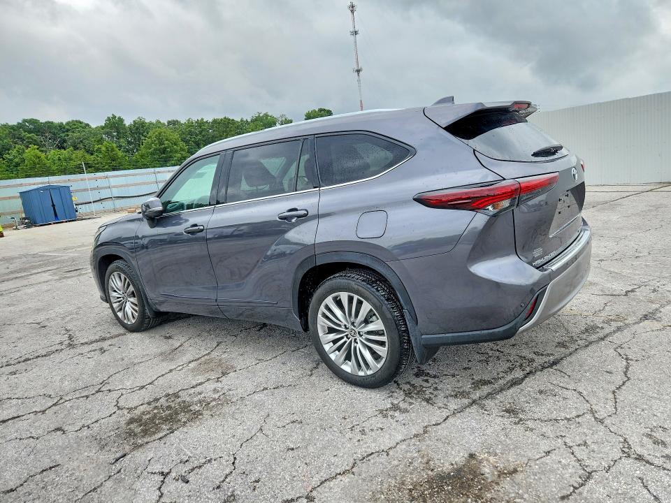 2024 Toyota Highlander VIN 5TDKDRBH7RS528701 COPART salvage auction — HAIL, Mo - Salvage Certificate Of Title, sold $14,200 on 2026-07-29 (photo 2)