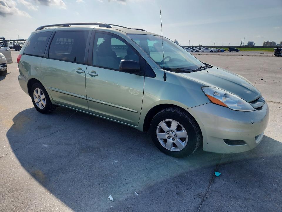 2009 Toyota Sienna VIN 5TDZK23C79S274518 COPART salvage auction — WATER/FLOOD, La - Cert Of Title-Salvage Water, sold $650 on 2026-07-08 (photo 4)