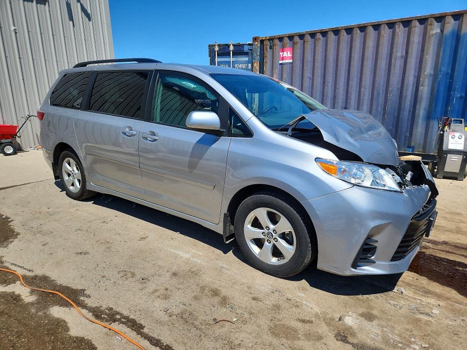 2018 Toyota VIN 5TDKZ3DC3JS914116 COPART salvage auction — FRONT END, Wi - Junked Vehicle Bill Of Sale, sold $4,800 on 2026-07-06 (photo 4)