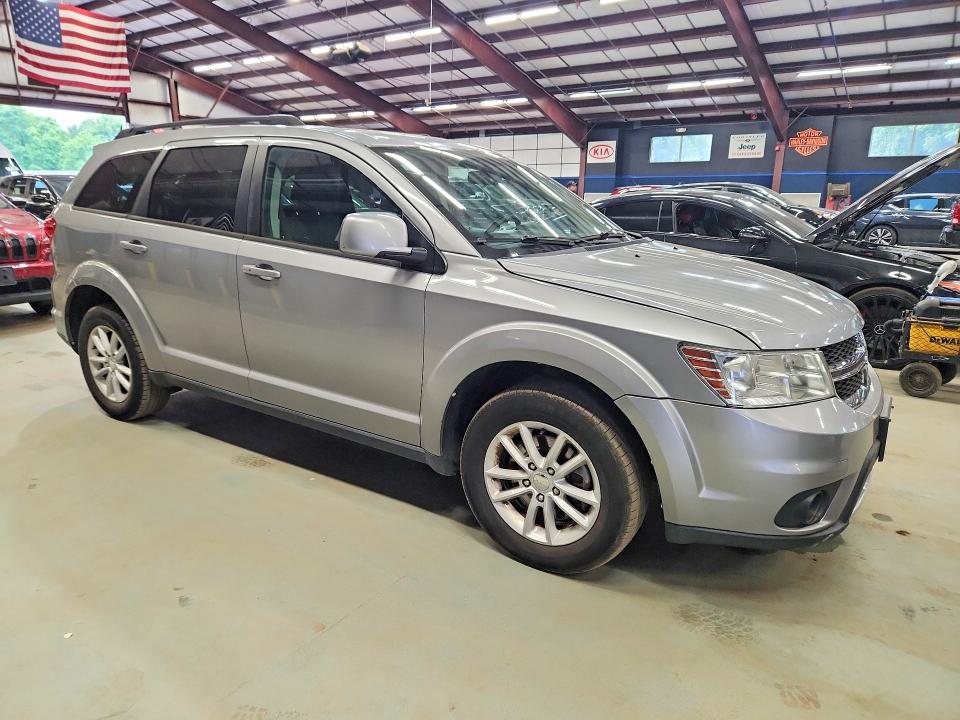 2015 Dodge Journey VIN 3C4PDDBGXFT618720 COPART salvage auction — MINOR DENT/SCRATCHES, RI - CERTIFICATE OF TITLE, sold $1,050 on 2026-07-30 (photo 4)