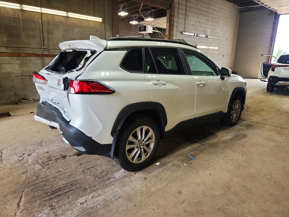 2022 Toyota Corolla cross VIN 7MUCAABG4NV043213 COPART salvage auction — REAR END, Ny - Mv-907A Salvage Certificate, sold $8,100 on 2026-07-27 (photo 3)
