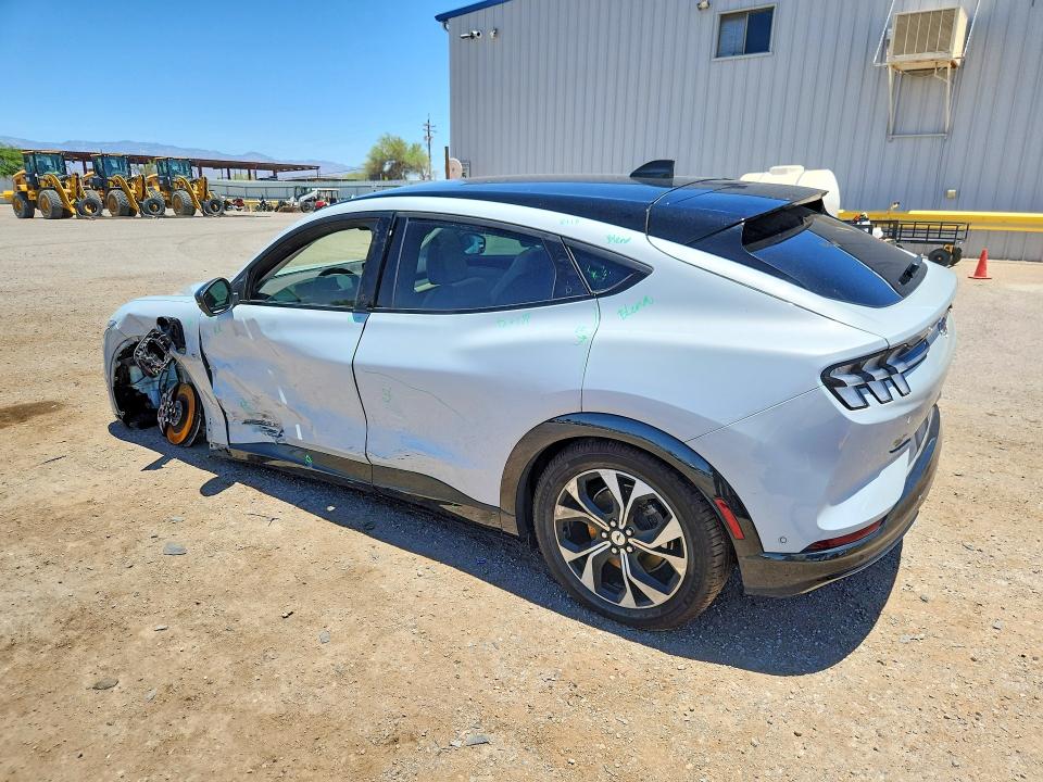 2022 Ford Mustang mach-e VIN 3FMTK3R73NMA16086 COPART salvage auction — SIDE, Az - Cert Of Title - Salvage, sold $8,600 on 2026-07-31 (photo 2)