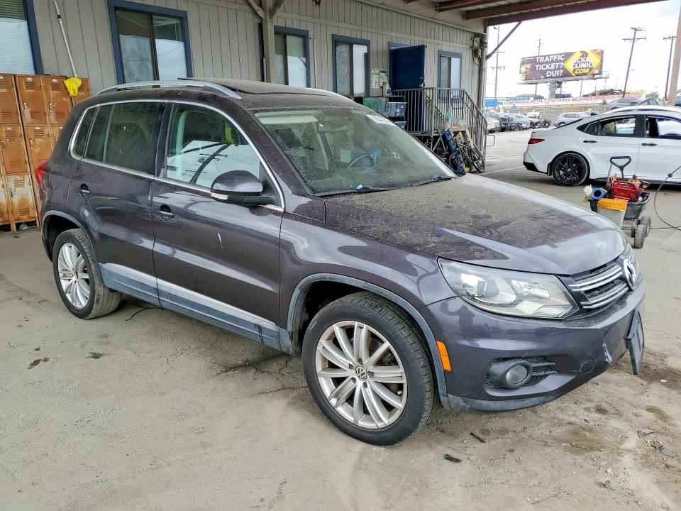 2016 Volkswagen Tiguan VIN WVGAV7AX3GW588344 COPART salvage auction — REAR END, Ca - Salvage Certificate, sold $725 on 2026-08-06 (photo 4)