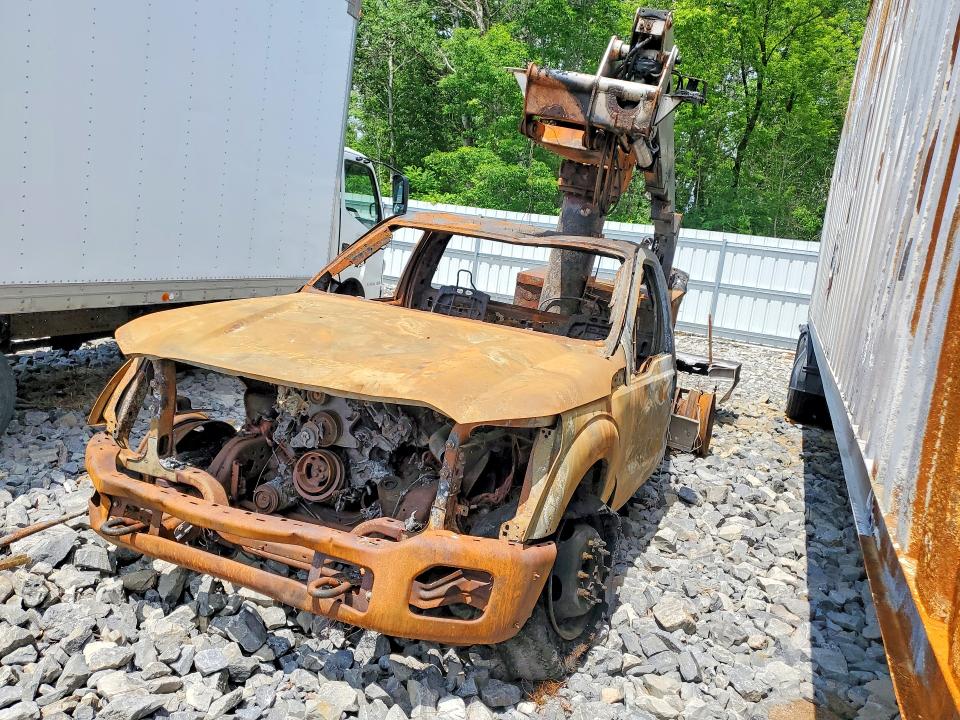 2016 Ford F-450 super duty VIN 1FDUF4GT4GEC34268 — COPART salvage auction photo