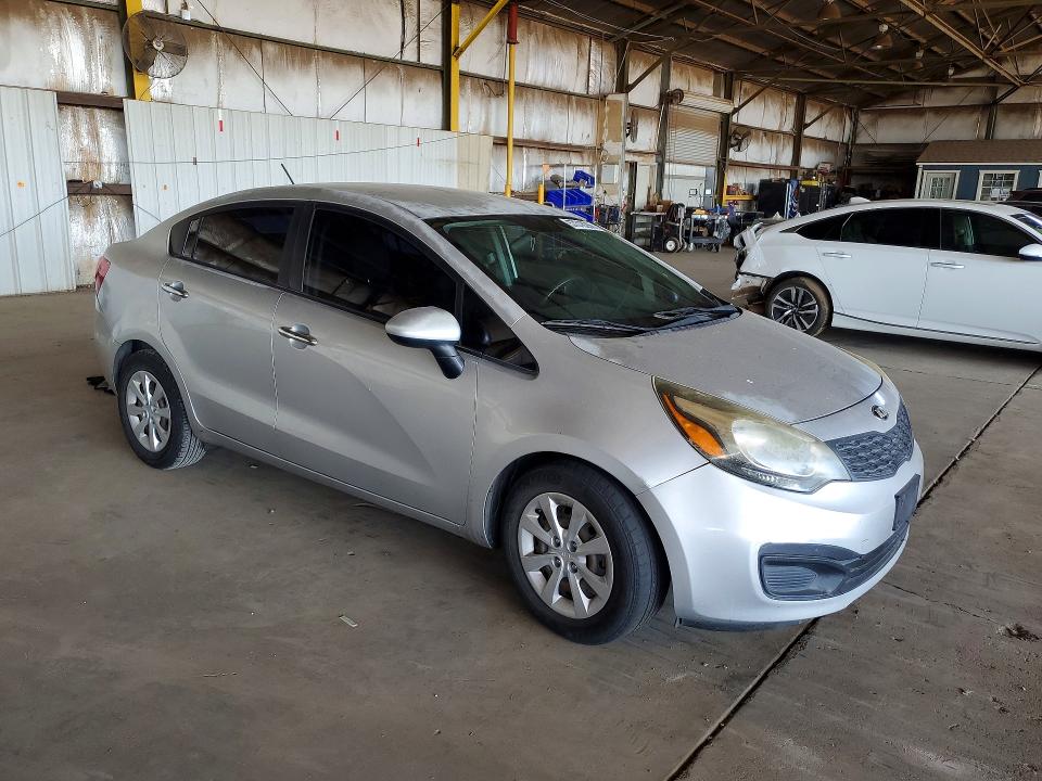 2015 Kia Rio VIN KNADM4A37F6515733 COPART salvage auction — MINOR DENT/SCRATCHES, Az - Certificate Of Title, sold $575 on 2026-07-02 (photo 4)