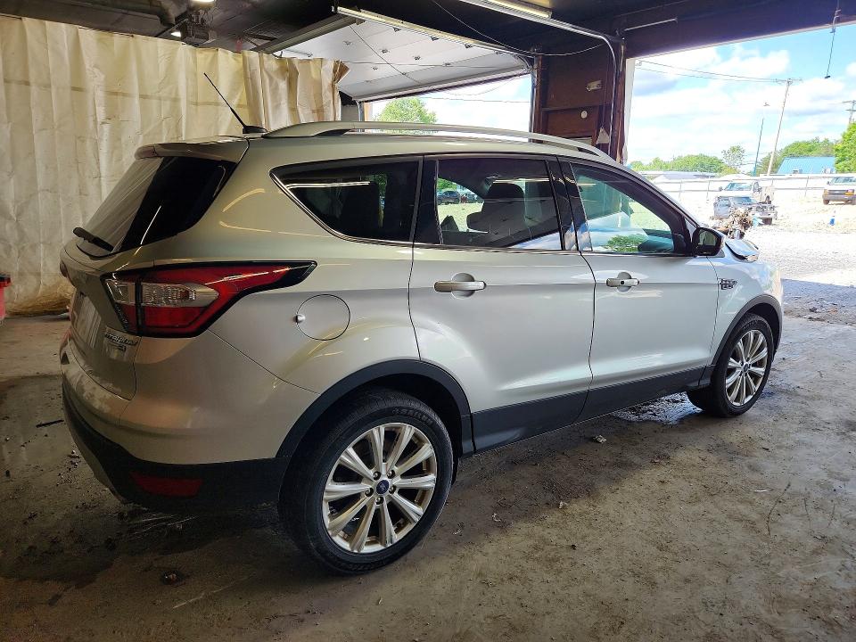 2017 Ford Escape VIN 1FMCU9JD3HUD06598 COPART salvage auction — FRONT END, PA - CERTIFICATE OF SALVAGE, sold $1,700 on 2026-07-02 (photo 3)