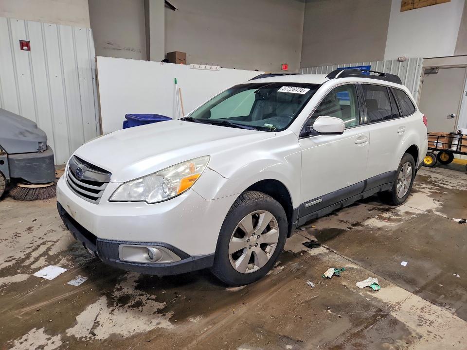 2011 Subaru Outback VIN 4S4BRBCC1B3328699 COPART salvage auction — REAR END, Co - Public - Salvage Title, sold $400 on 2026-07-09 (photo 1)