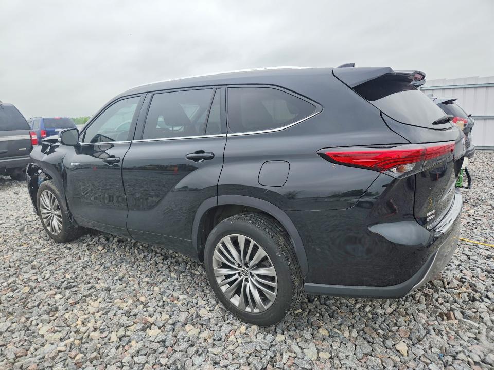 2021 Toyota Highlander VIN 5TDFARAH0MS010501 COPART salvage auction — FRONT END, WI - CERT OF TITLE-SALVAGE VEHICLE, sold $17,300 on 2026-07-20 (photo 2)