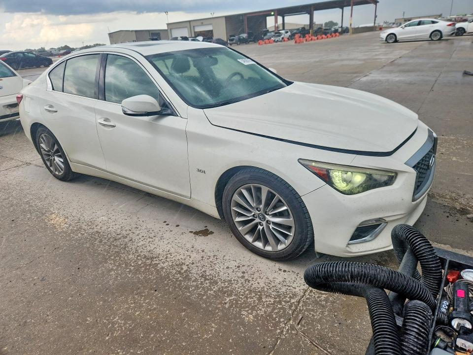2018 Infiniti VIN JN1EV7APXJM363057 COPART salvage auction — MECHANICAL, Tx - Salvage Vehicle Title, sold $2,300 on 2026-07-20 (photo 4)