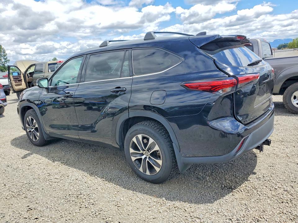 2022 Toyota Highlander VIN 5TDGZRBH4NS587996 COPART salvage auction — REAR END, Or - Salvage Title Certificate, sold $6,400 on 2026-07-21 (photo 2)