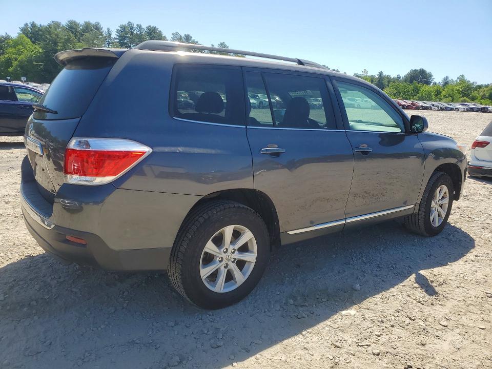2012 Toyota Highlander VIN 5TDBK3EH3CS170079 COPART salvage auction — FRONT END, RI - CERTIFICATE OF TITLE, sold $4,650 on 2026-07-20 (photo 3)