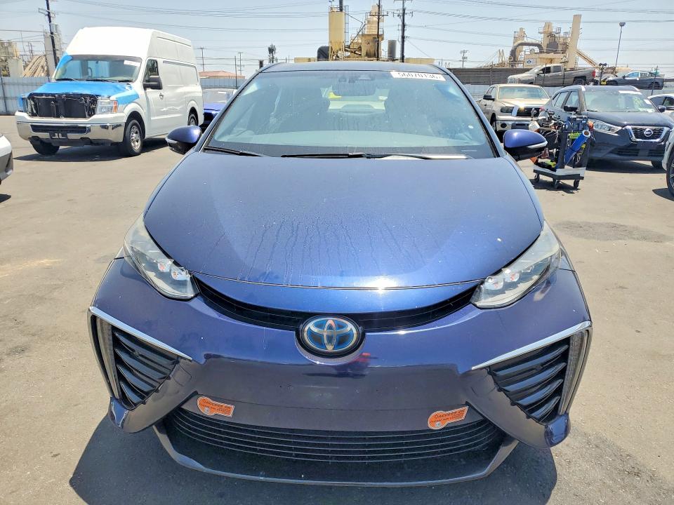 2017 Toyota Mirai VIN JTDBVRBD3HA001955 COPART salvage auction — FRONT END, CA - DIS/DLR/EXP ONLY CLEAN TITLE, sold $1,900 on 2026-07-29 (photo 5)