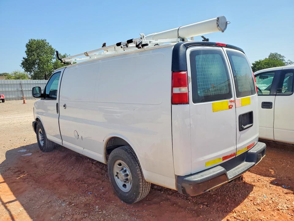 2013 Chevrolet Express 2500 VIN 1GCWGFCA6D1903329 COPART salvage auction — MINOR DENT/SCRATCHES, Ok - Certificate Of Title, sold $1,400 on 2026-07-09 (photo 2)