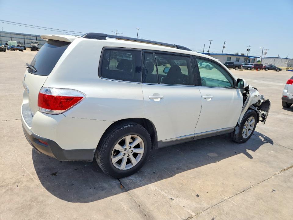 2013 Toyota Highlander VIN 5TDZK3EH3DS095657 COPART salvage auction — FRONT END, Tx - Salvage Vehicle Title, sold $3,100 on 2026-07-09 (photo 3)