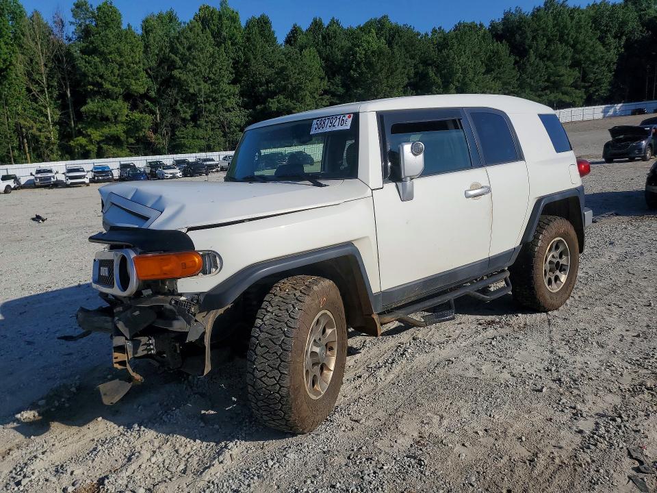 2012 Toyota Fj cruiser VIN JTEBU4BF5CK137591 COPART salvage auction — FRONT END, GA - CERT OF TITLE-SALVAGE, sold $2,050 on 2026-07-29 (photo 1)