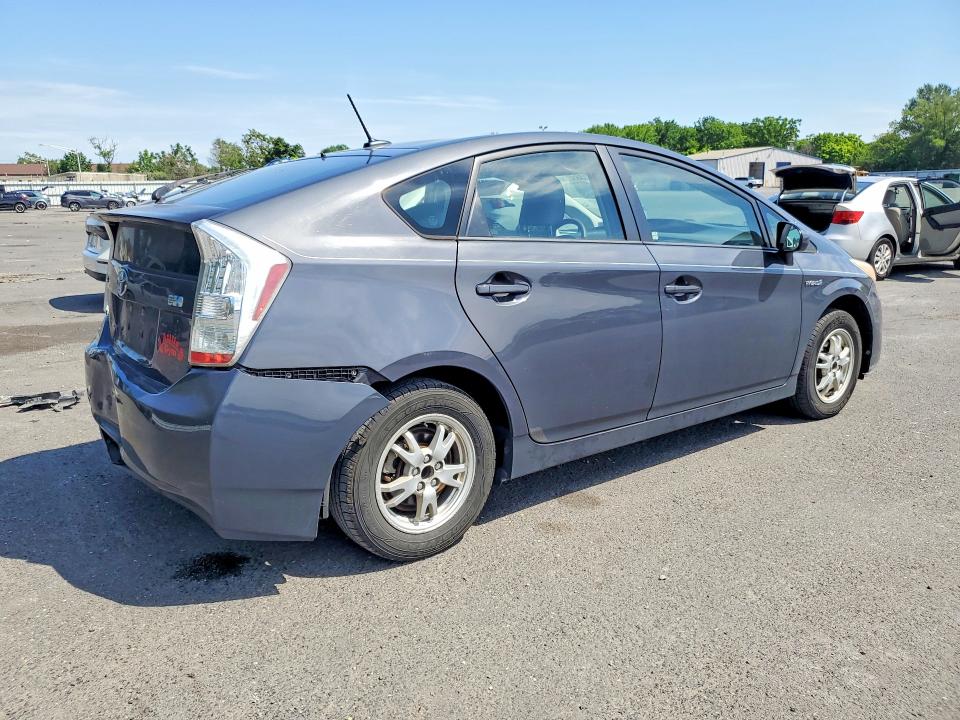 2011 Toyota Prius VIN JTDKN3DU0B0247014 COPART salvage auction — REAR END, Nj - Cert Of Title-Salvage, sold $425 on 2026-07-30 (photo 3)
