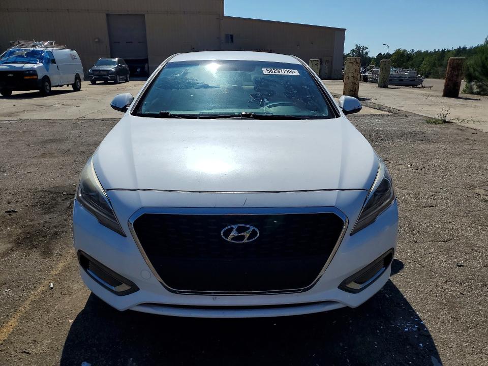 2017 Hyundai Sonata VIN KMHE24L15HA059137 COPART salvage auction — MINOR DENT/SCRATCHES, Sc - Certificate Of Title (P), sold $3,300 on 2026-07-24 (photo 5)