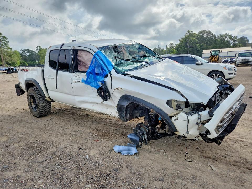 2016 Toyota Tacoma VIN 5TFCZ5AN8GX042184 COPART salvage auction — ALL OVER, La - Cert Of Title-Salvage, sold $2,450 on 2026-07-10 (photo 4)