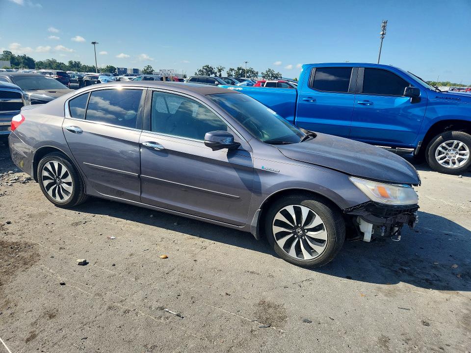 2014 Honda VIN 1HGCR6F71EA006984 COPART salvage auction — FRONT END, Fl - Certificate Of Title (P), sold $3,900 on 2026-07-28 (photo 4)