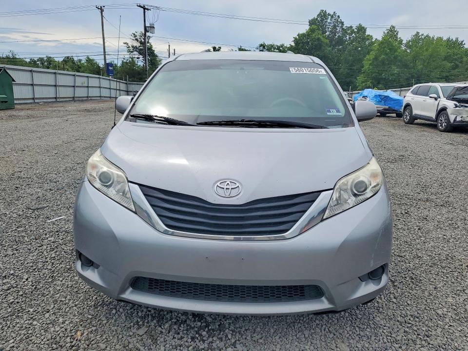2012 Toyota VIN 5TDKK3DCXCS271559 COPART salvage auction — SIDE, Nj - Cert Of Title-Salvage, sold $1,600 on 2026-07-02 (photo 5)