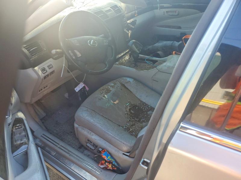 2009 Lexus Ls 460 VIN JTHBL46F195090681 COPART salvage auction — ROLLOVER, Or - Salvage Title Certificate, sold $825 on 2026-07-22 (photo 8)