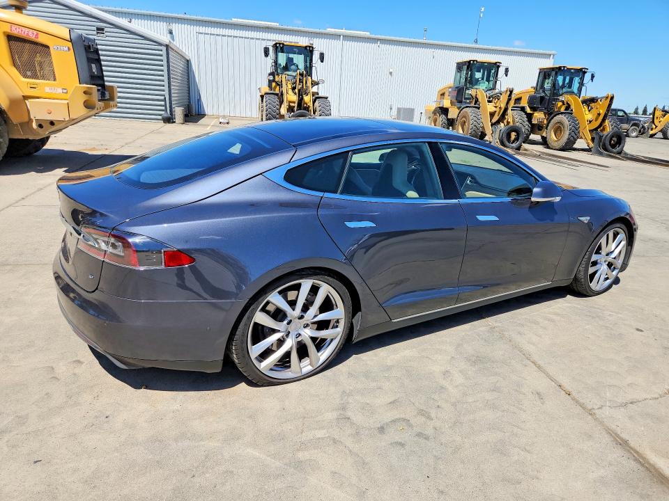 2015 Tesla Model s VIN 5YJSA1E29FF119696 COPART salvage auction — REAR END, Ca - Salvage Certificate, sold $4,800 on 2026-07-20 (photo 3)