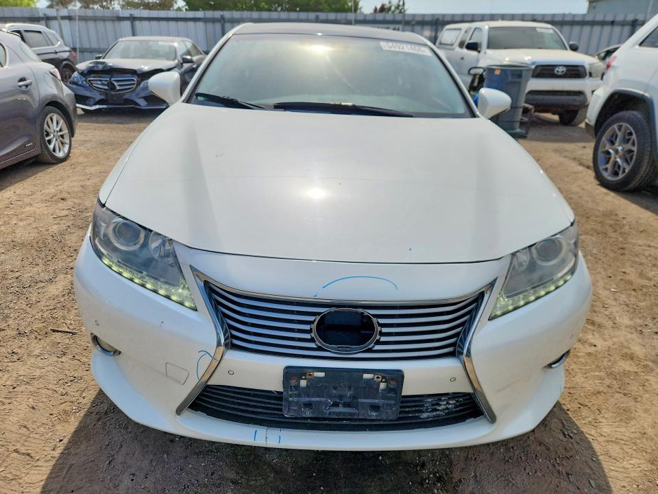 2013 Lexus VIN JTHBK1GG9D2029887 COPART salvage auction — FRONT END, On - Permit No Brand - Unfit, sold $2,400 on 2026-07-28 (photo 5)
