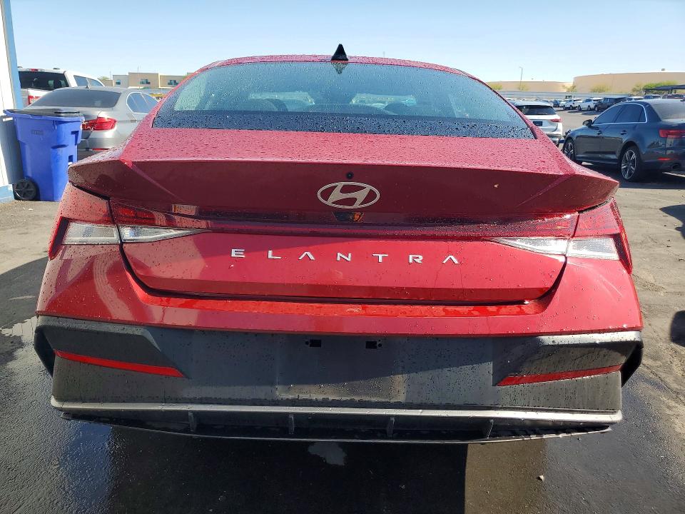 2025 Hyundai Elantra VIN KMHLS4DG9SU888082 COPART salvage auction — MINOR DENT/SCRATCHES, NV - CERTIFICATE OF TITLE, sold $13,600 on 2026-07-23 (photo 6)
