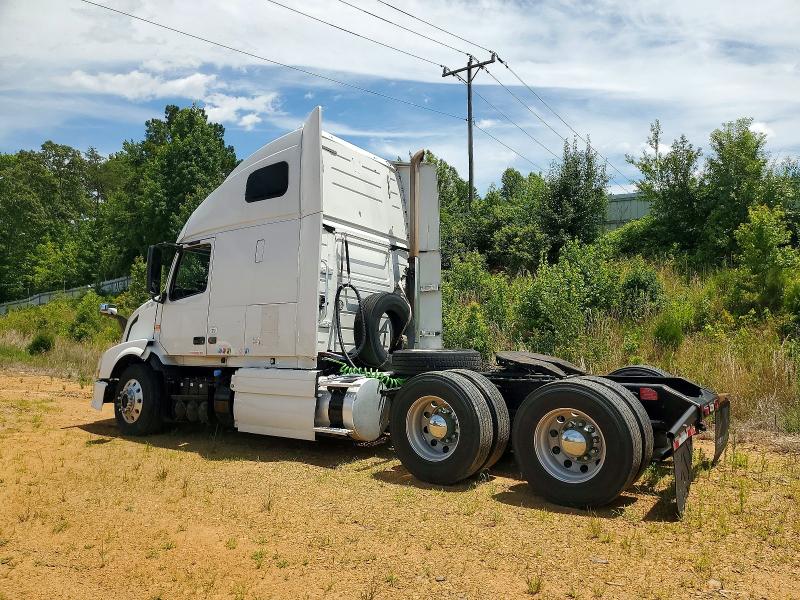 2013 Volvo Vn VIN 4V4NC9TJ4DN146341 COPART salvage auction — FRONT END, Va - Cert Of Title - Salvage, sold $2,350 on 2026-07-30 (photo 3)