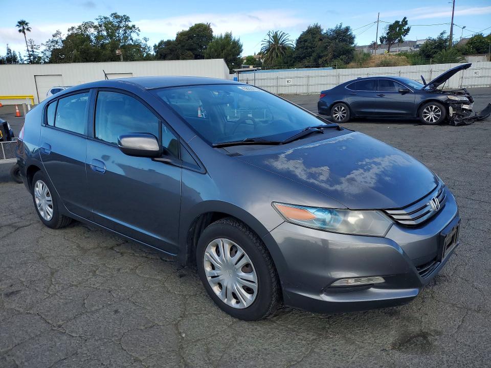 2011 Honda Insight VIN JHMZE2H36BS007432 COPART salvage auction — MINOR DENT/SCRATCHES, Ca - Dis/Dlr/Exp App For Dup Clean, sold $500 on 2026-07-31 (photo 4)
