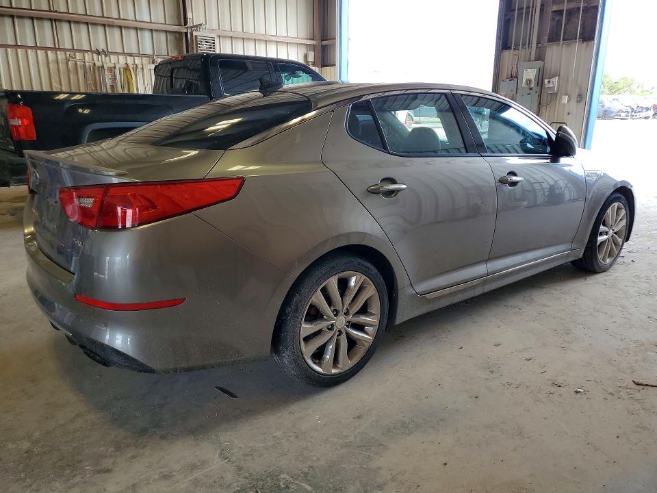 2014 Kia Optima VIN 5XXGR4A67EG325796 COPART salvage auction — SIDE, Tx - Salvage Vehicle Title, sold $800 on 2026-07-31 (photo 3)