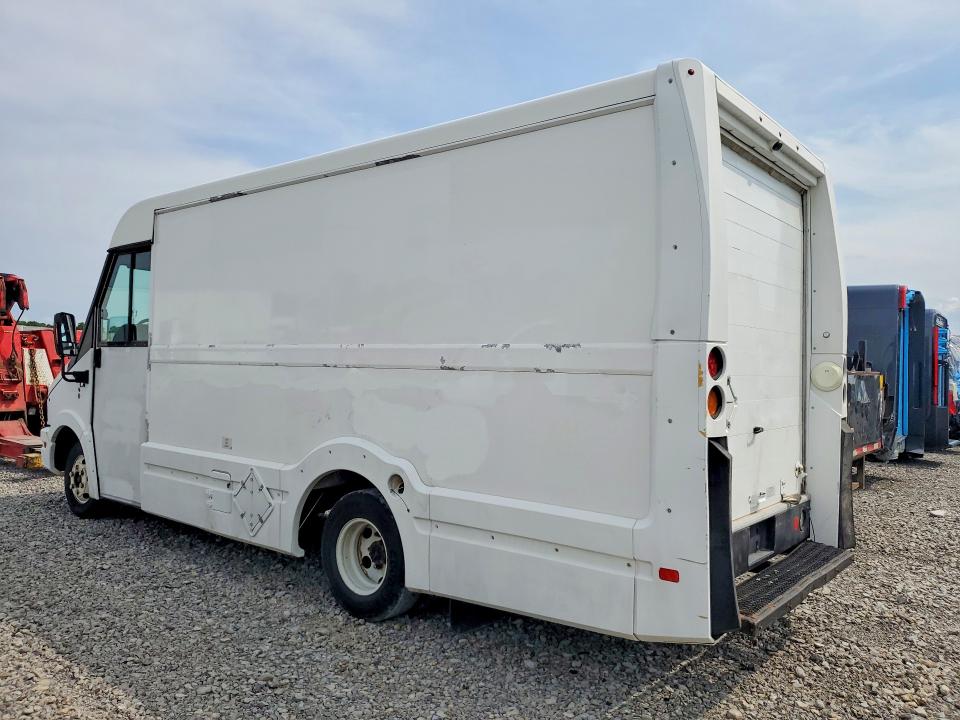2018 Isuzu Npr VIN JALB4T172J7W00617 COPART salvage auction — MINOR DENT/SCRATCHES, Ny - Certificate Of Title (P), sold $3,900 on 2026-07-20 (photo 2)