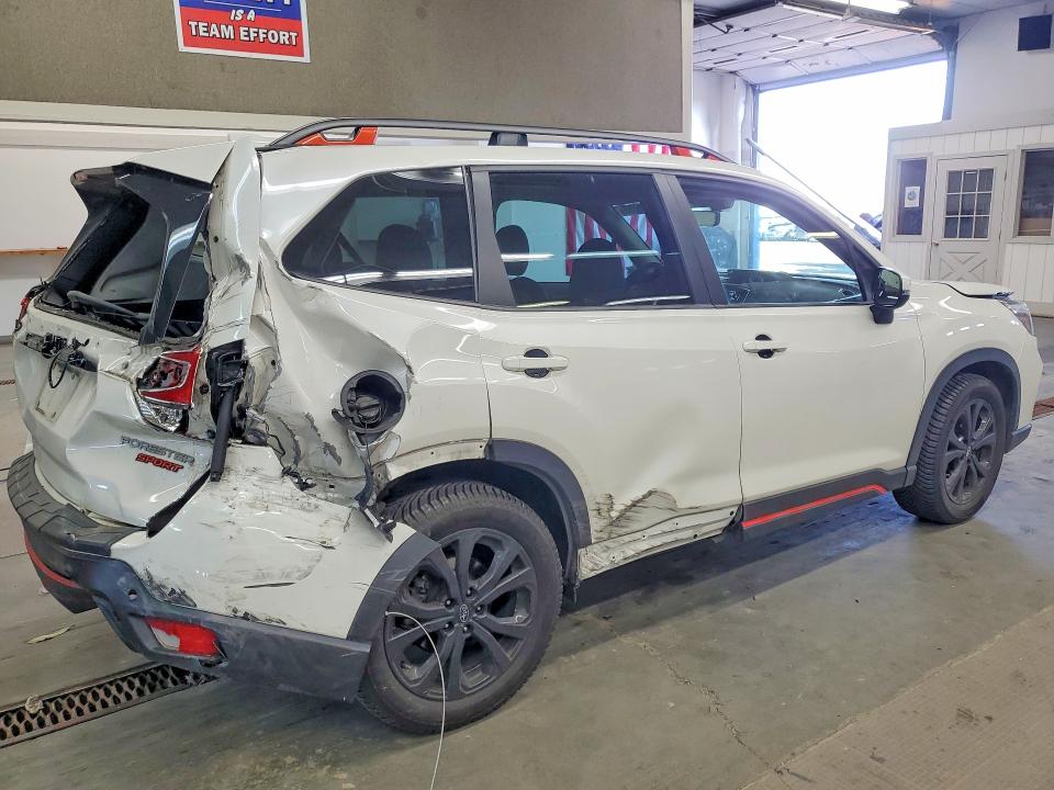2021 Subaru VIN JF2SKARC2MH578809 COPART salvage auction — REAR END, WA - BILL OF SALE, sold $1,100 on 2026-07-24 (photo 3)