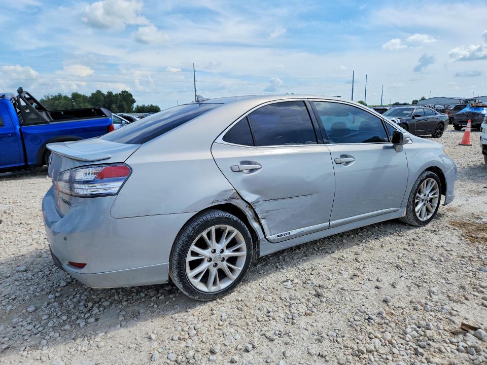 2010 Lexus Hs 250h VIN JTHBB1BA5A2003415 COPART salvage auction — SIDE, TX - SALVAGE VEHICLE TITLE, sold $950 on 2026-07-02 (photo 3)