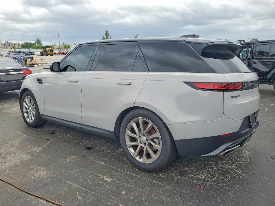 2024 Land rover RANGE ROVER VIN SAL1P9EU3RA166724 COPART salvage auction — SIDE, Fl - Cert Of Title Slvg Rebuildable, sold $39,000 on 2026-07-20 (photo 2)