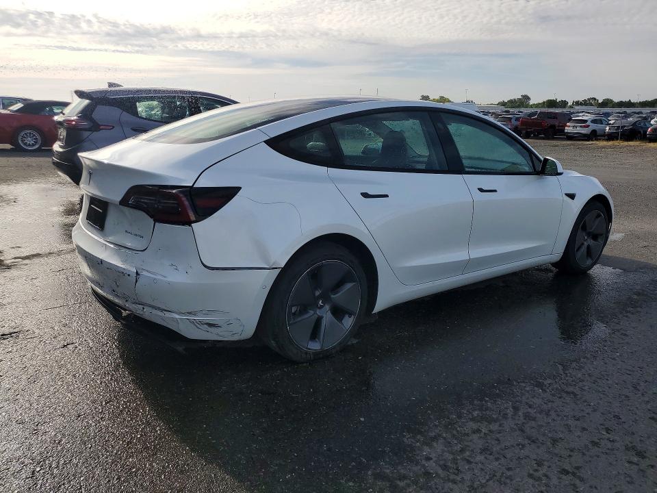 2022 Tesla Model 3 VIN 5YJ3E1EB0NF259546 COPART salvage auction — REAR END, CA - SALVAGE CERTIFICATE, sold $9,200 on 2026-07-13 (photo 3)